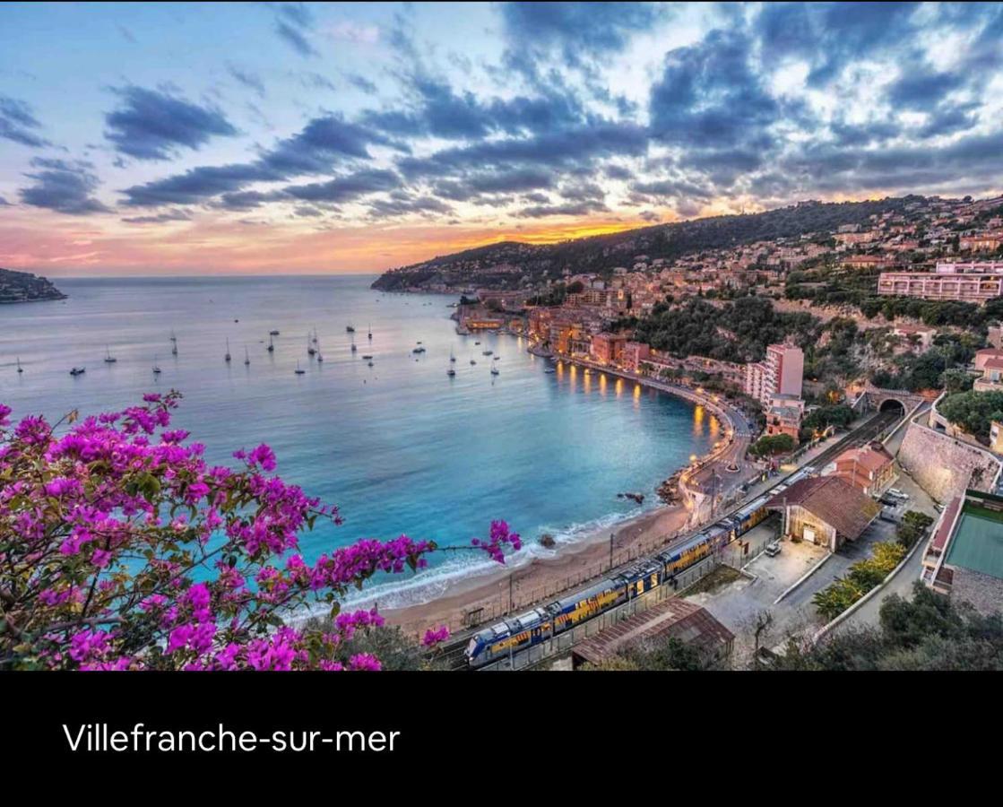 Appartamento Loft Marina Direct Plage Villeneuve-Loubet Esterno foto