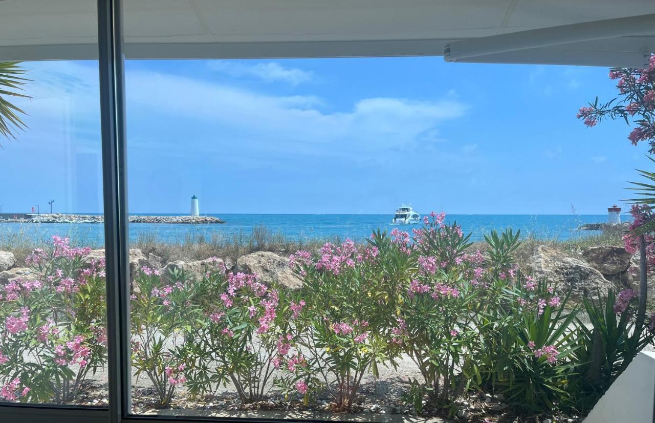 Appartamento Loft Marina Direct Plage Villeneuve-Loubet Esterno foto