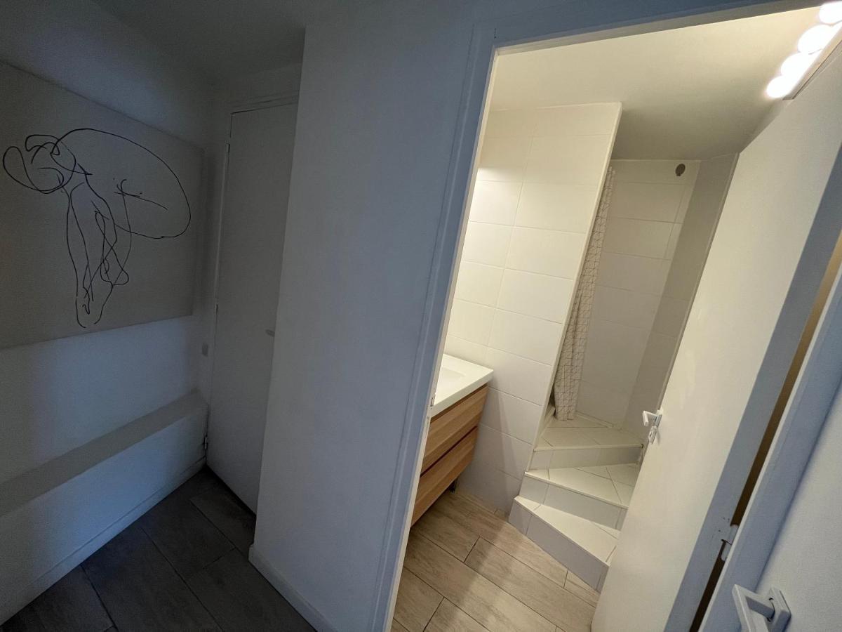 Appartamento Loft Marina Direct Plage Villeneuve-Loubet Esterno foto
