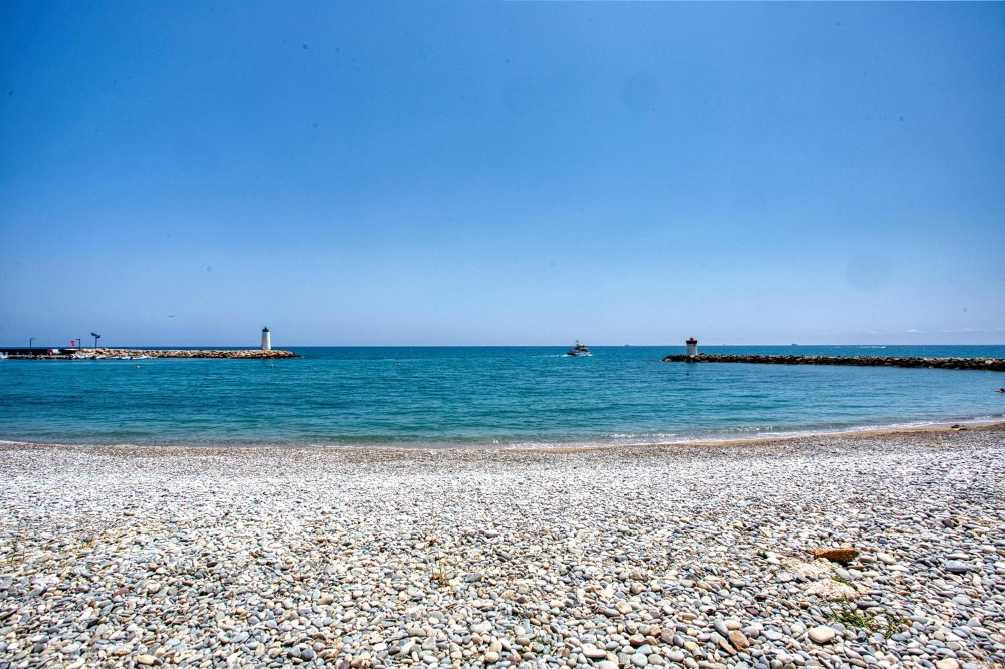 Appartamento Loft Marina Direct Plage Villeneuve-Loubet Esterno foto